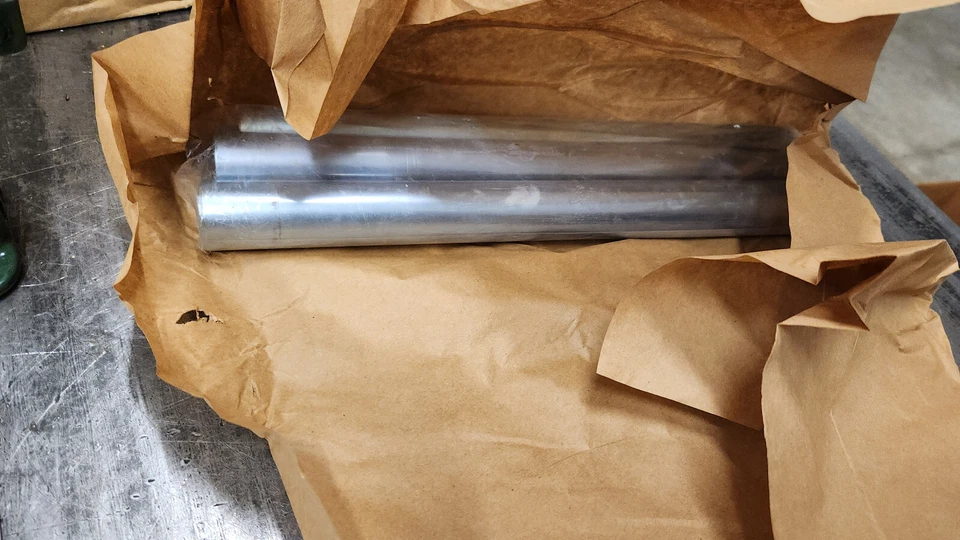 NOVO MACACO HIDRÁULICO DE GARRAFA MANUAL SIMPLEX HJ22LP 22 toneladas perfil baixo. Feito no Japão - Imagem 3 de 4