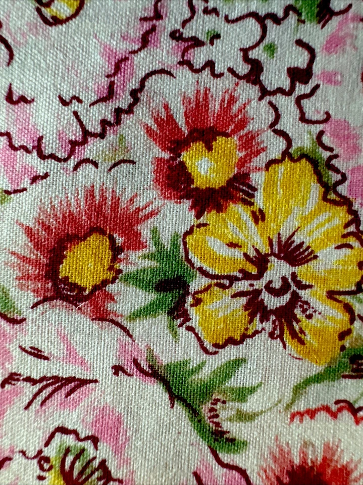 Vtg Cotton Floral Fabric W44”x1) 2.4Y;2) 1Y; Gold Buttercups; Pink&Red Carnation - Image 3 of 4