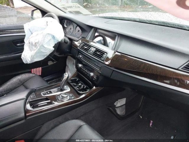 Caixa de luvas usada serve: 2011 BMW 535I grau A - Imagem 2 de 4