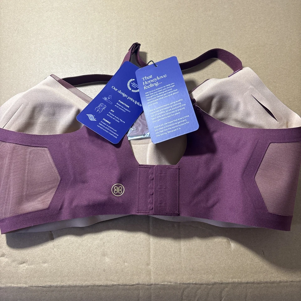 Honeylove Liftwear Crossover Bra Fig Size L, Item #LWBR0304 - Image 4 of 4