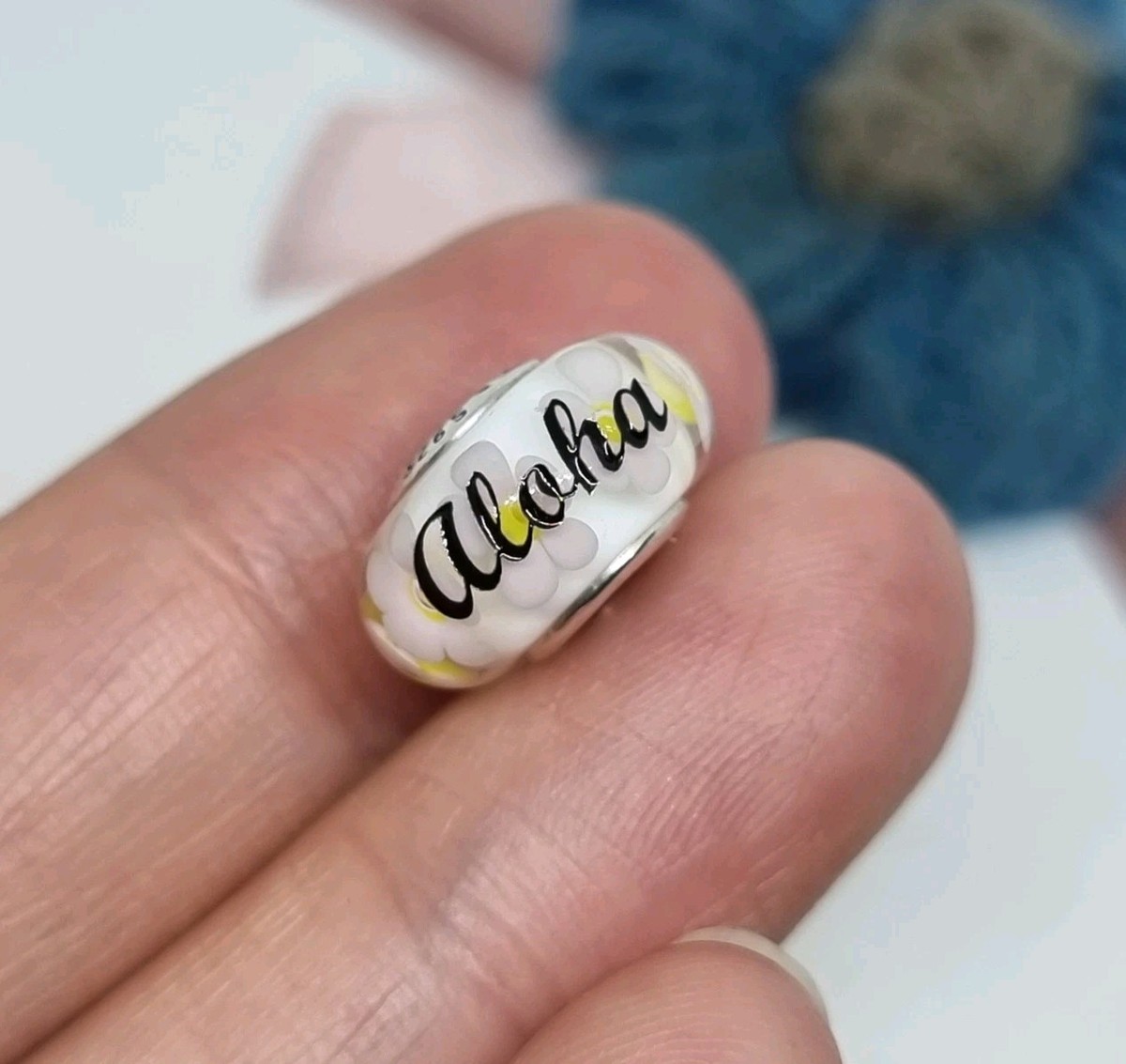 BOXED Genuine Pandora Hawaii Exclusive Aloha Murano Flower Lei