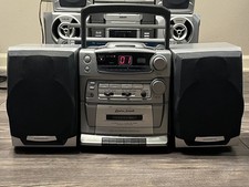 Y2K 2002 Portable CD Player with AM/FM Stereo Cassette Boombox Ghettoblaster