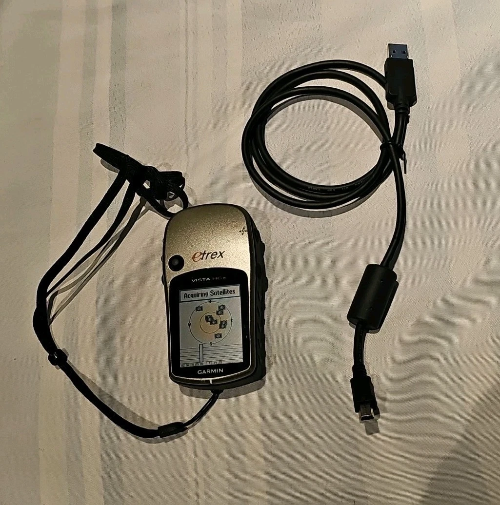 GPS Garmin ETrex Vista - Randonnée Portable - Altimètre Inclus - Fonctionnel