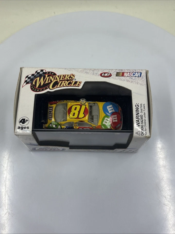 NASCAR 1:87 Daytona 500 Toyota Camry Kyle Busch #18 круг победителя M&M #A01 - Изображение 2 из 4