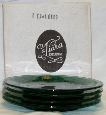 4 TIARA Vintage 8 INCH SPRUCE GREEN SANDWICH GLASS SALAD SIDE DESSERT PLATES