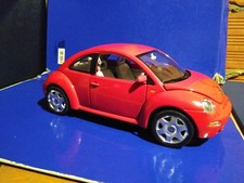 BBURAGO Automodello Modellino volkswagen new beetle 1998, 1:18 gold collection