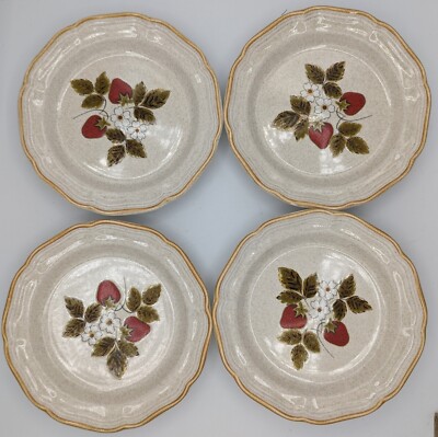 Set of 4 Mikasa Strawberry Festival 8