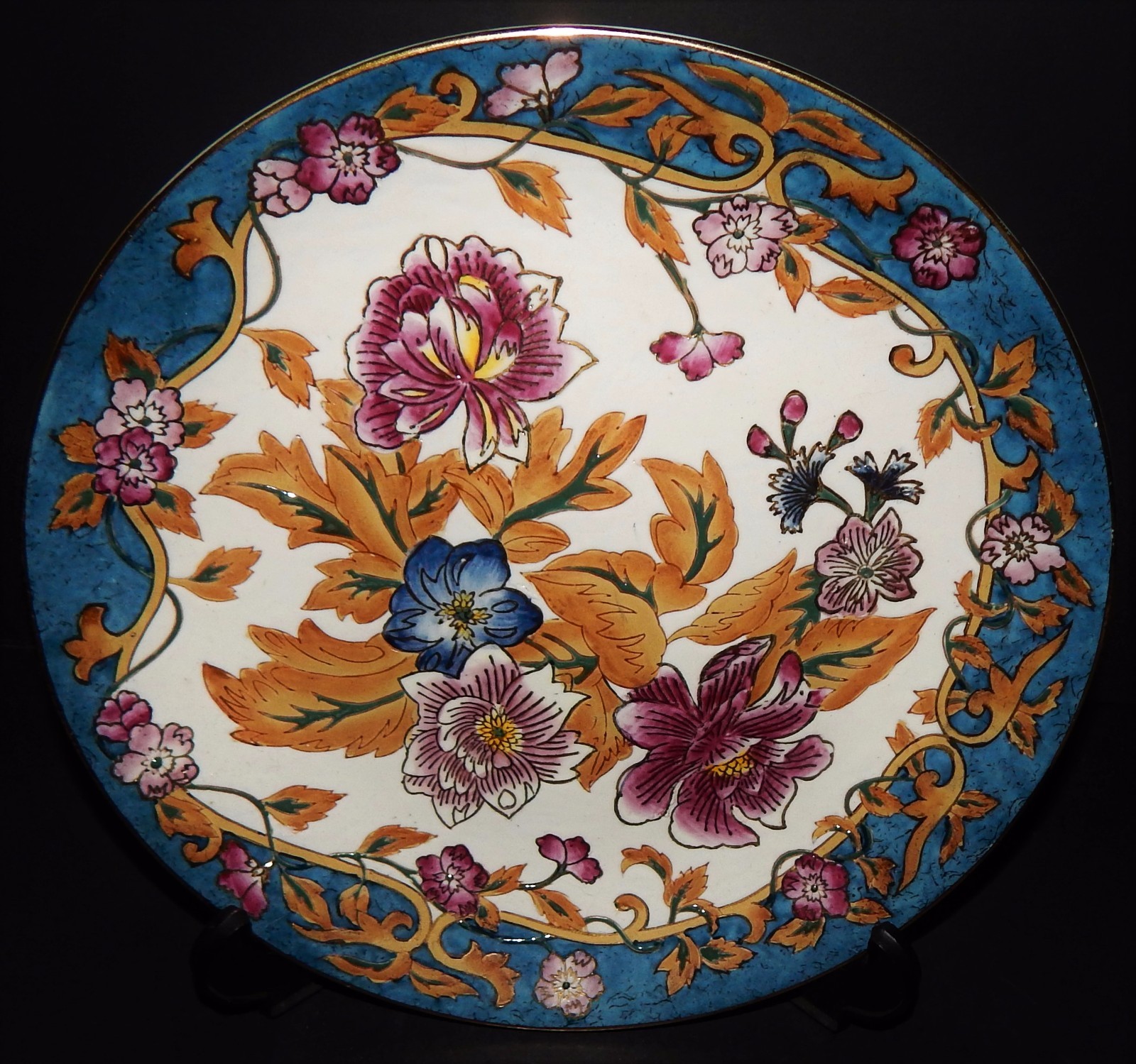 Oriental Accents Since 1880 Porcelain Decorative Plate Gold Trim Lilies