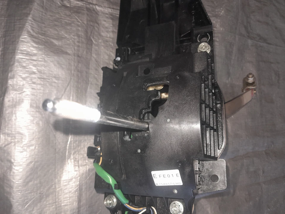 04-08 马自达 RX8 自动变速器总成齿轮选择器组件 2004 2005 — 第 3/4 张图片