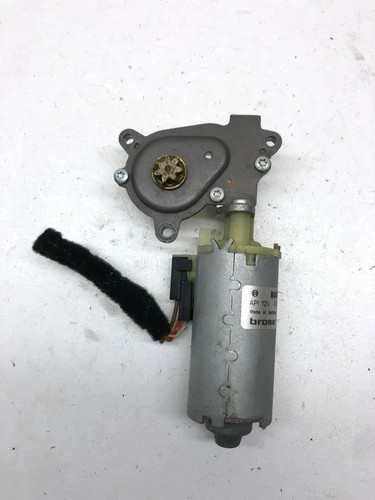 VW PHAETON 3D Sitzsteuerungsmotor vorne links 0130002582 3.00 Diesel 33825157