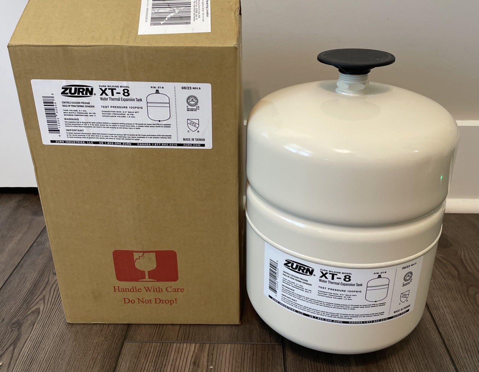 Zurn XT-8 Water Thermal Expansion Tank 2.1 gallon - NEW