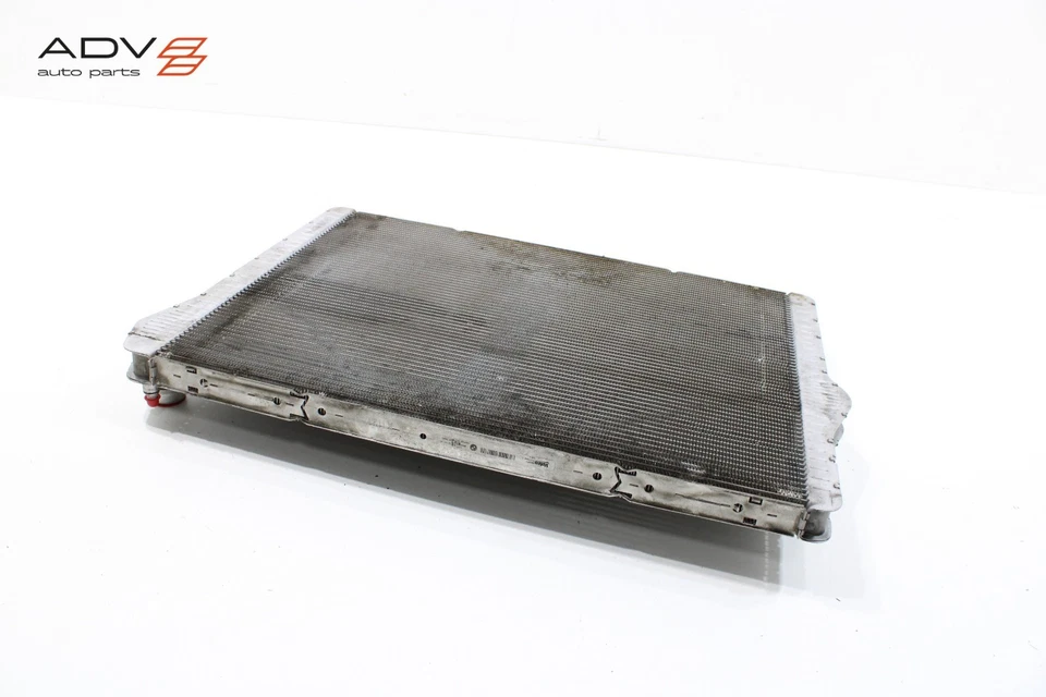 BMW 650i F13 2012-2018 motor 4,4 L V8 refrigeración radiador primario OEM Foto 4 de 4