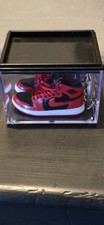 New 3D Mini Sneaker Keychain with Sneaker Box