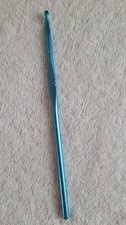 Vintage Crochet Hook Made In Germany Size H Metal Blue