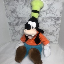 GOOFY Disney Store Plush Stuffed Animal 20 Inches