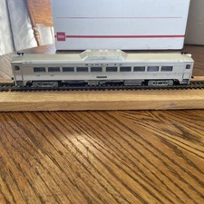 HO Scale Athearn RDC1 Locomotive Santa Fe RPO Coach Loco,  Silver, RB Drive No #