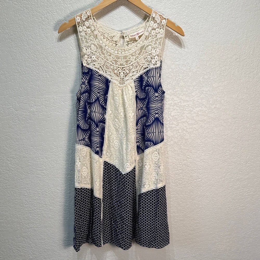 Altar'd State Women Small Blue Cream Lace Patterned Sleeveless Lined Dress