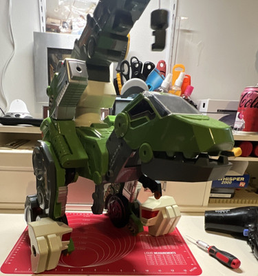 FISHER-PRICE IMAGINEXT GREEN ROBOTIC DINOSAUR TOY ELECTRONIC LIGHTS MOVING PARTS