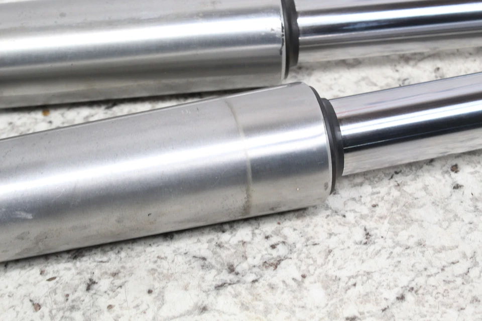 Horquillas delanteras Harley-Davidson Electra Glide Classic 2000 FLHTCI 46498-00A Foto 4 de 4