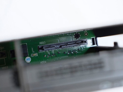 ICY DOCK 4 Bay 2.5" SAS/SATA HDD & SSD Hot Swap Cage 5.25" Bay MB324SP-B - Photo 8/9