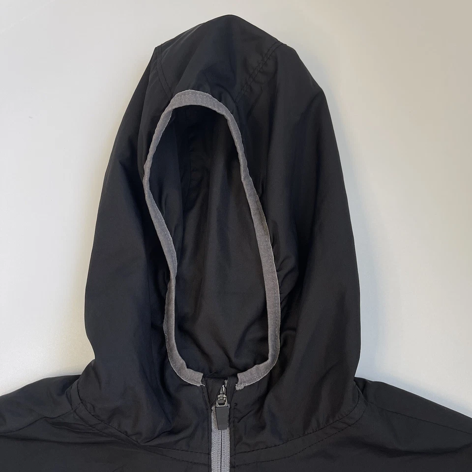 Chaqueta cortavientos Everlast Sport para niño talla X grande (14/16) negra con capucha cremallera Foto 3 de 4