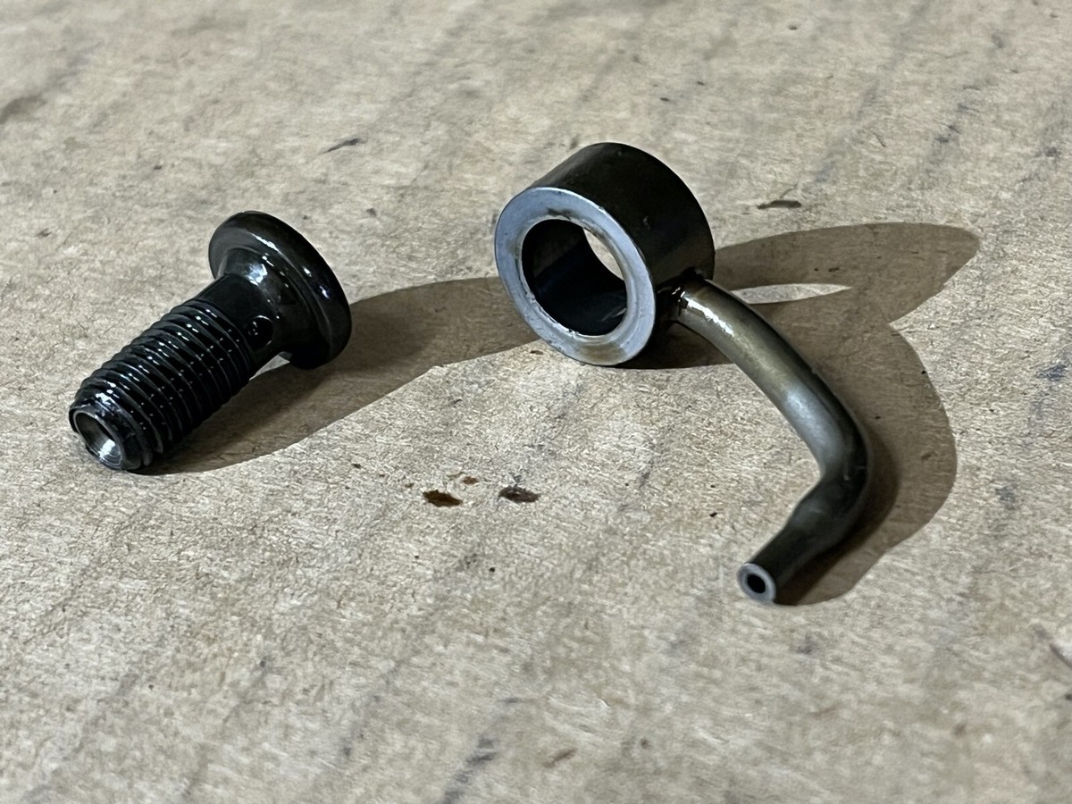 BMW N51 N52 N53 PISTON OIL SPRAY NOZZLE 11117524800-R5S3B1 | eBay
