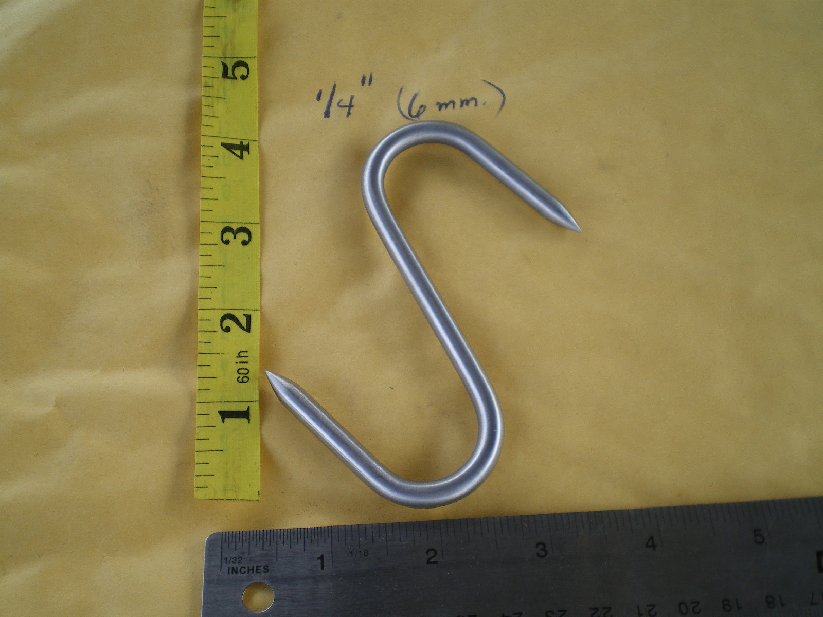 15 PCS. HEAVY DUTY STAINLESS STEEL MEAT/POULTRY S HOOKS, 4"X6MM. W/2" HOOK ENDS