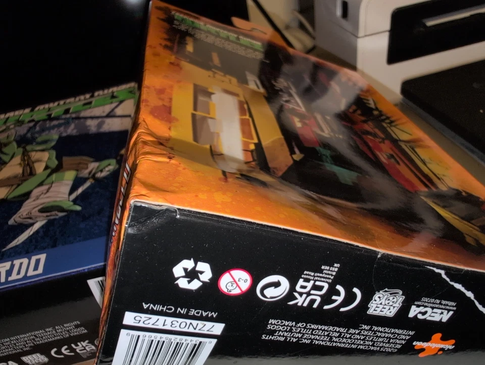 NECA TMNT 2012 Набор из 4 Черепашек Ниндзя Nickelodeon DMG Коробка - Изображение 4 из 4