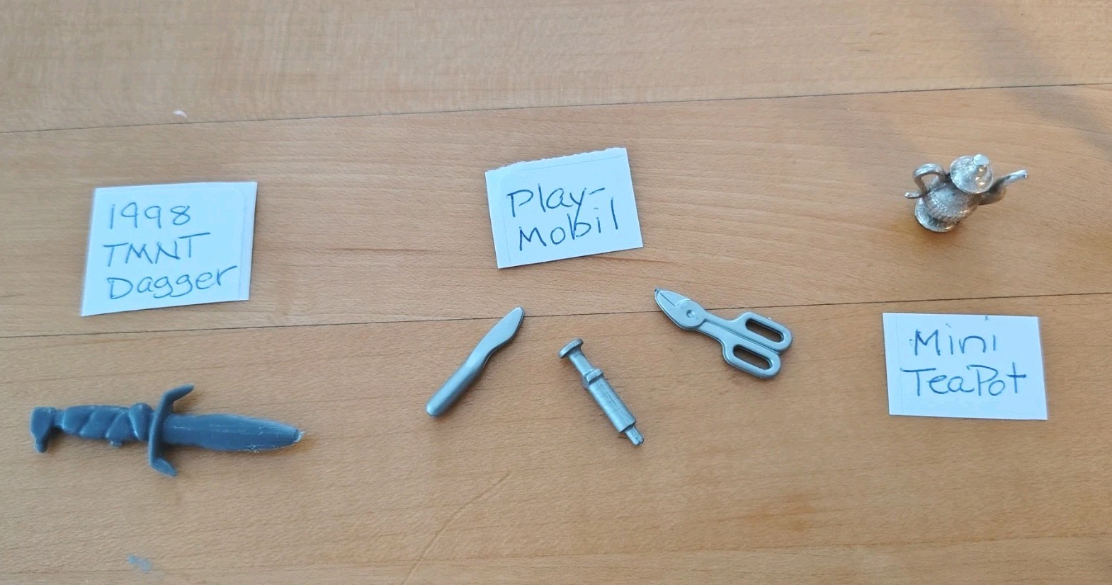 Assorted Lot of 15 Miscellaneous Metal and Plastic Game Pieces