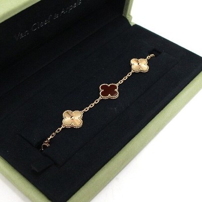 Van Cleef & Arpels Vintage Alhambra Armband mit 5 Motiven aus Karneol 155262001