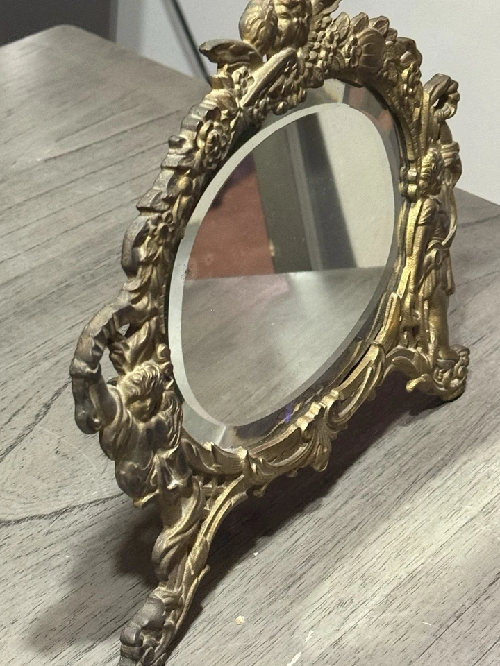 Antiguo vestido victoriano de latón querubín o tocador espejo barroco ornamentado vintage Foto 4 de 4