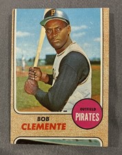 Topps Roberto ‘Bob’ Clemente #150 Pirates HOF Vintage MLB EX/MT+ Sharp MISCUT! 