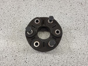 BMW F20 M140I, Gelenkscheibe, 26117610061