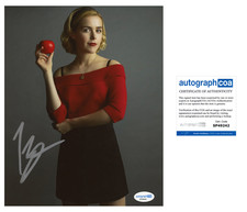 Kiernan Shipka 'Chilling Adventures Of Sabrina' Signed 8x10 Photo 'Sabrina' ACOA