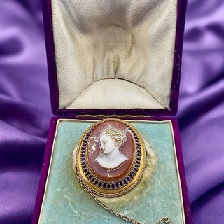 Gold Agate Victorian Cameo In Fitted Case C1840