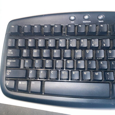 Microsoft - kyor aku 0121 Amazon.com: Microsoft Bluetooth Keyboard Black : Electronics