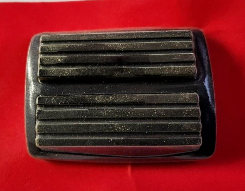 Pastilla de pedal de freno y embrague Dorman 20754 13927 para Dodge Plymouth 1980-2008 4019660 Foto 3 de 4