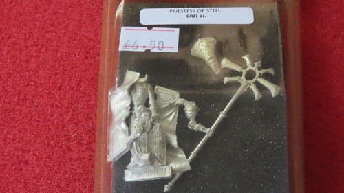 Rackham Confrontation Akkylannia 1st Ed Priestess of Steel Pack New Blister BNIB - Picture 3 of 3