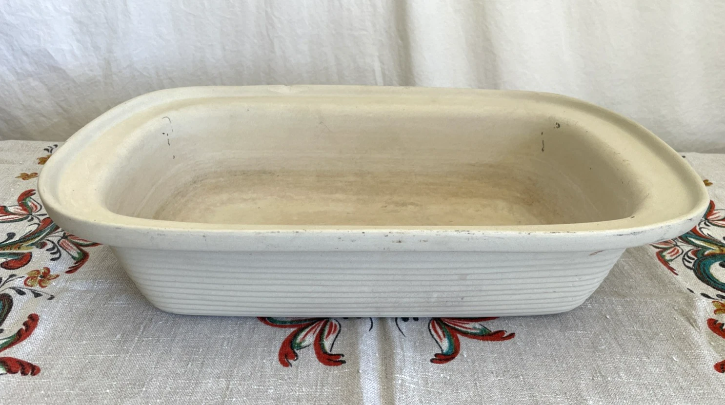 Pampered Chef Family Heritage Stoneware Collection Large Roasting Pan 17x11x4 US
Opens in a new wind