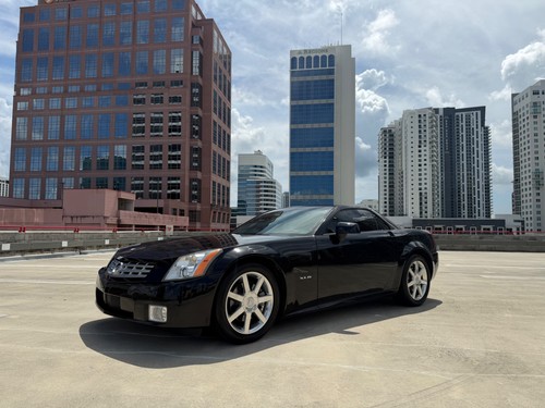 2004 Cadillac XLR 