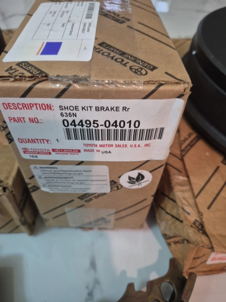 TOYOTA GENUINE OEM NEW 2005-2015 TACOMA REAR BRAKE KIT SHOES & DRUMS 5 lugs onky - Image 3 of 4