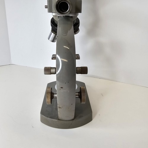 Microscopio stereo vintage Olympus Tokyo, per ricambi o riparazioni, così com'è, vedi foto - Foto 9 di 23
