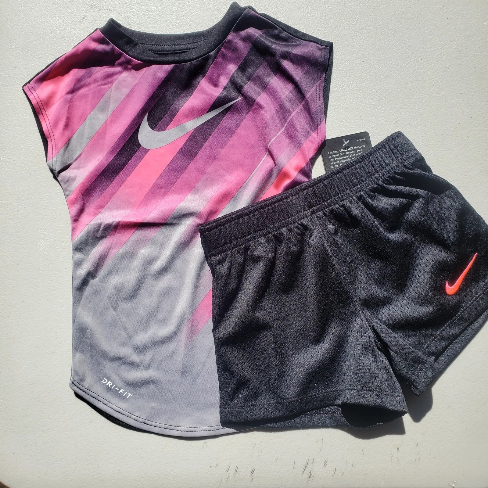 Nike Girls Size 4 Summer Mesh Shorts & Tops NEW Pink Black