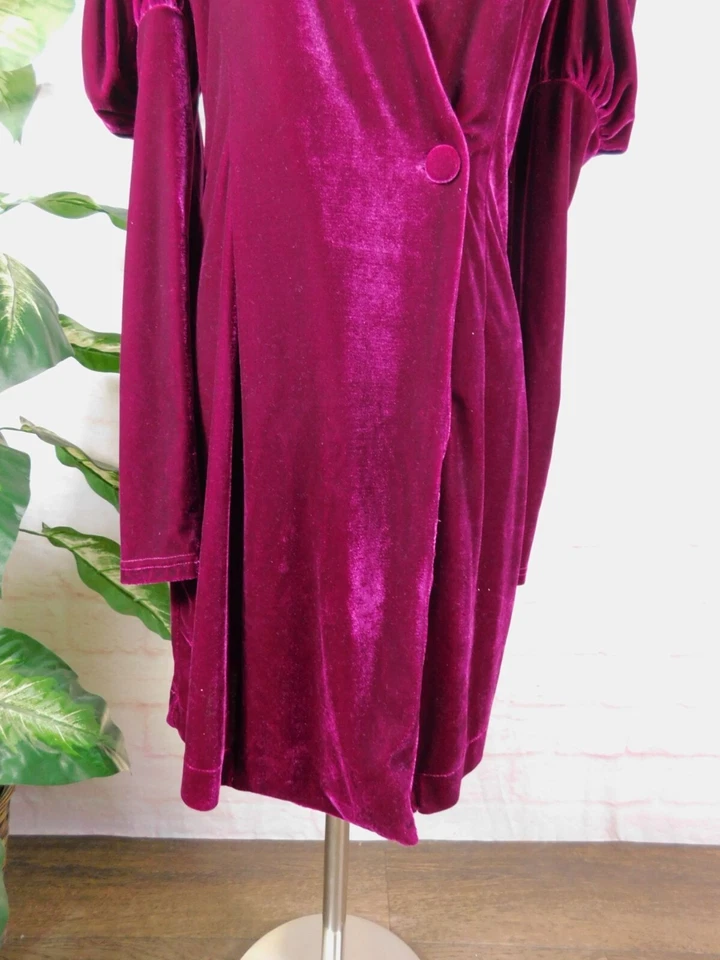 Vestido de terciopelo borgoña Luxe Wave manga abullonada M para mujer Foto 3 de 4