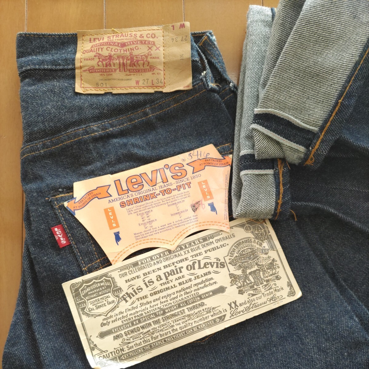 1982 Levi's Levi's 501 Red Line Made in the USA Dead stock 1982 Levi's Levi's 501 Red Line Made in the USA Dead stock