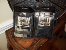NIP J. Queen New York Structure Black Multi Euro Shams Pair
