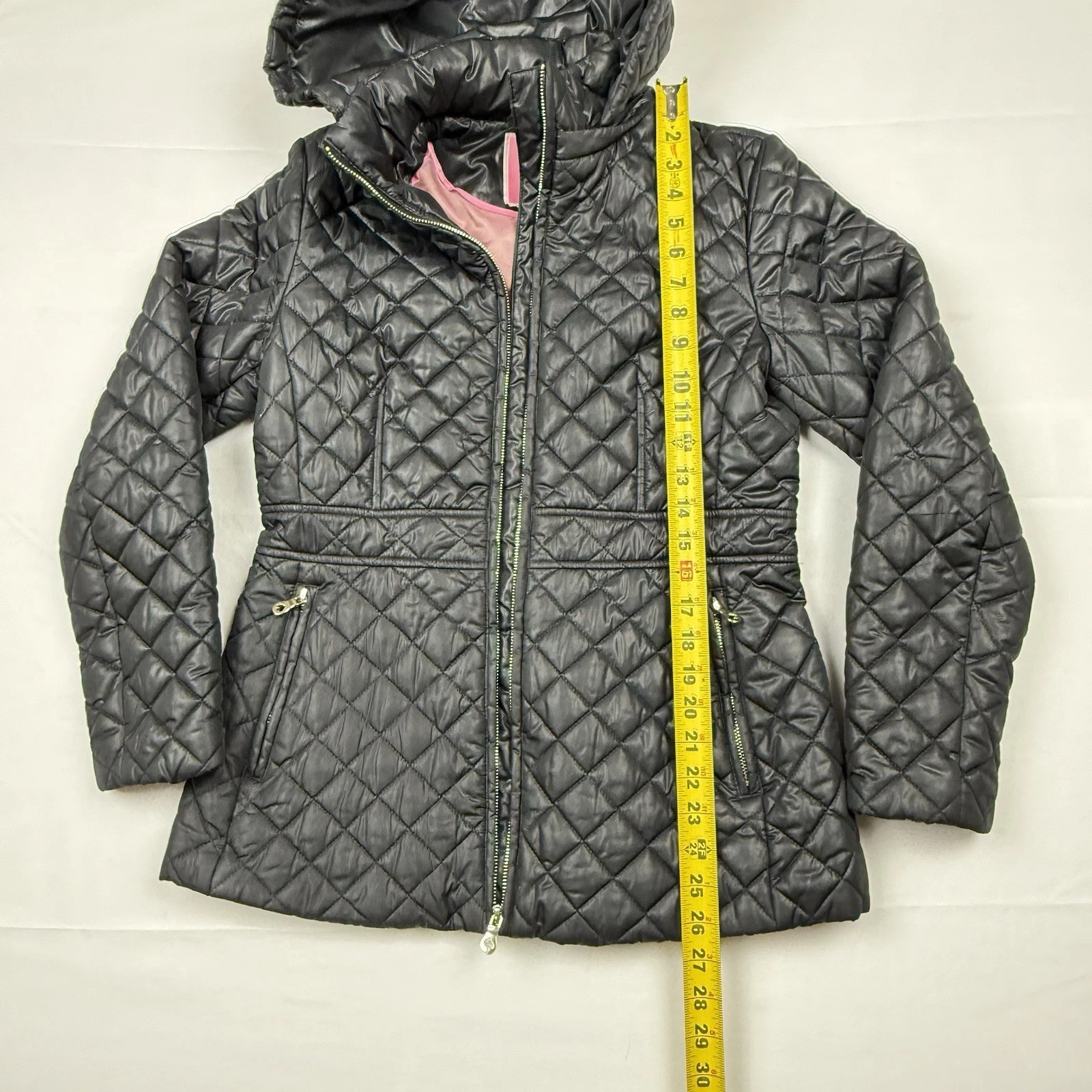 Giacca trapuntata Kate Spade NY con cappuccio rimovibile nera taglia Small