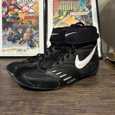 2005 Nike wrestling speedsweep V. Good condition, Size 6y