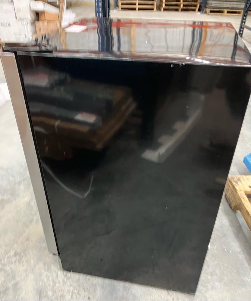 GE Profile PVS06BSPSS 24 Inch Wide 155 Can Capacity Beverage Center*NEW*