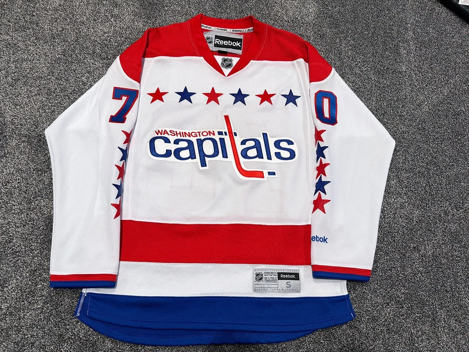 BRADEN HOLTBY Washington Capitals SIGNED Autographed JERSEY Beckett BAS COA S - Image 3 of 4